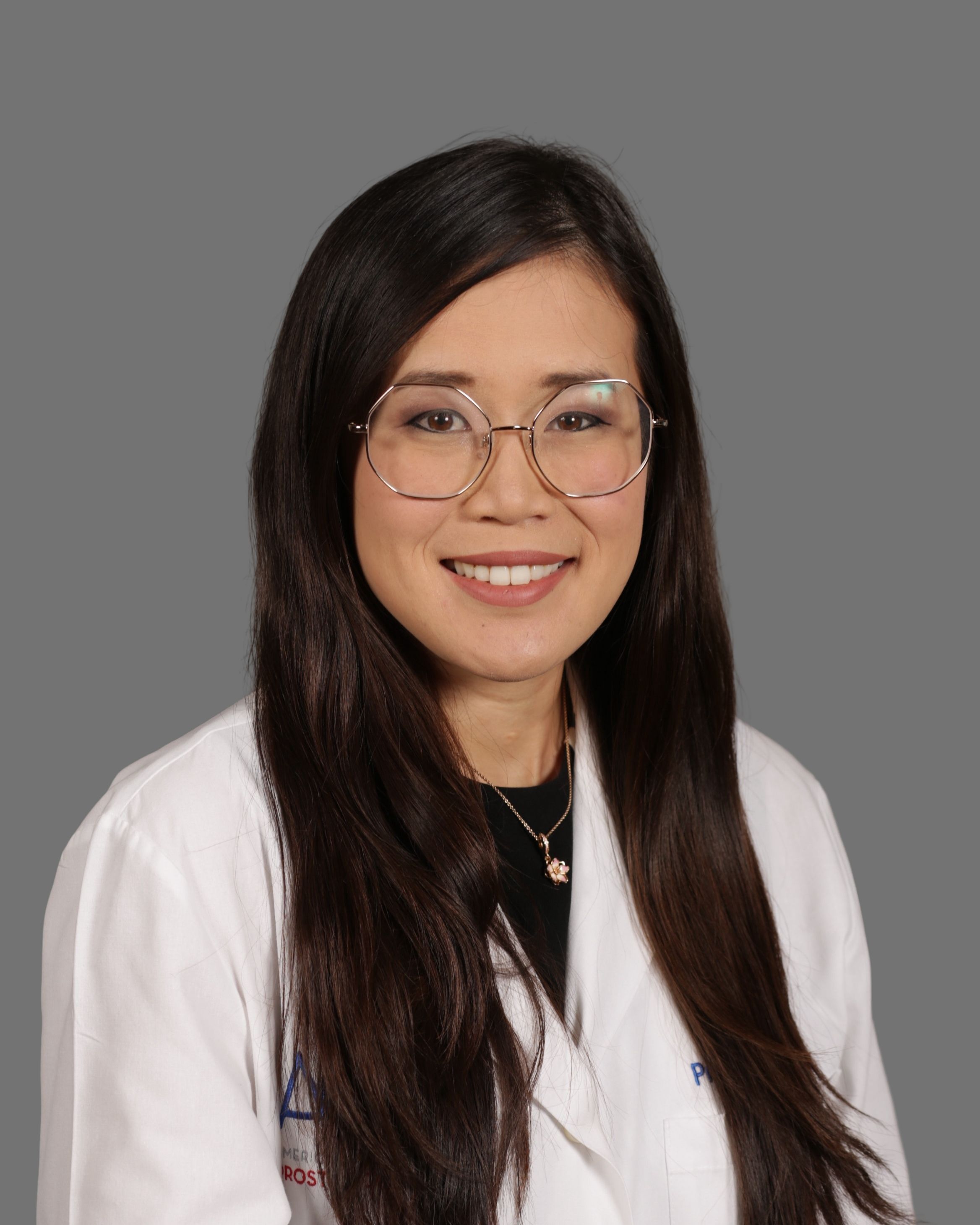 Dr. Elaine Lu, Board-Certified Prosthodontist